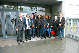 Bildungungsminister besucht ABZ