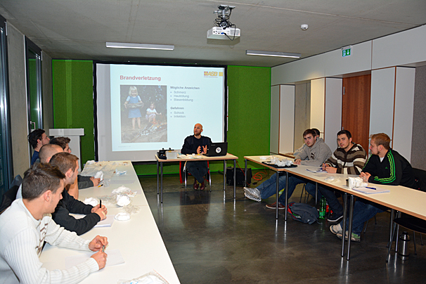 stuck industr13 14 07